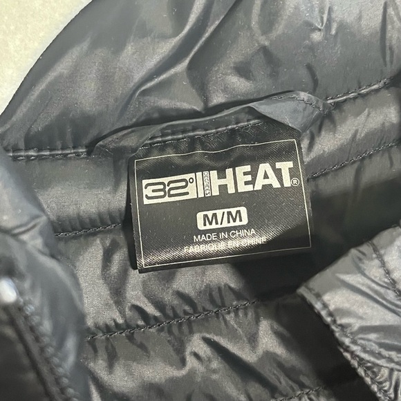 New black running jacket with pockets, black winter running jacket fitness coat. - Picture 4 of 8